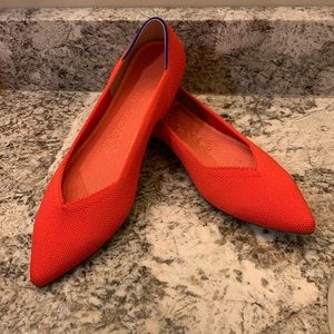 Like new Red Rothy’s